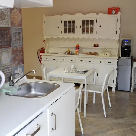 Konukevi My Sweet 4*